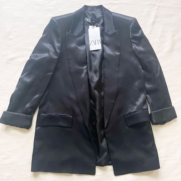 Zara Womens Blazer Jacket Black Longsleeve Glossy Casual Dressy NWT Medium M New - Picture 1 of 2